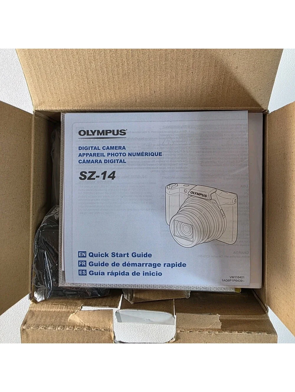 Olympus SZ-14 Compact Camera Silver 14MP 24x Zoom 3.0
